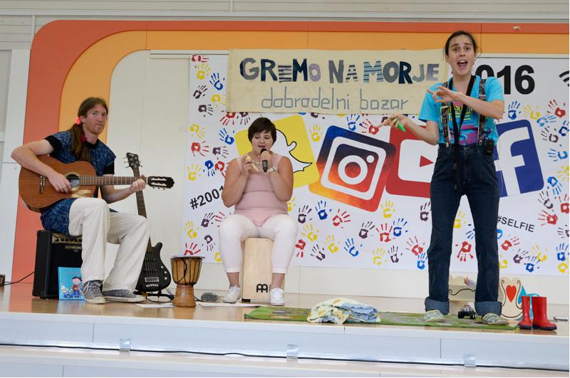 Vesela kahlica - Bazar Gremo na morje Vesela kahlica - Bazar Gremo na morje
